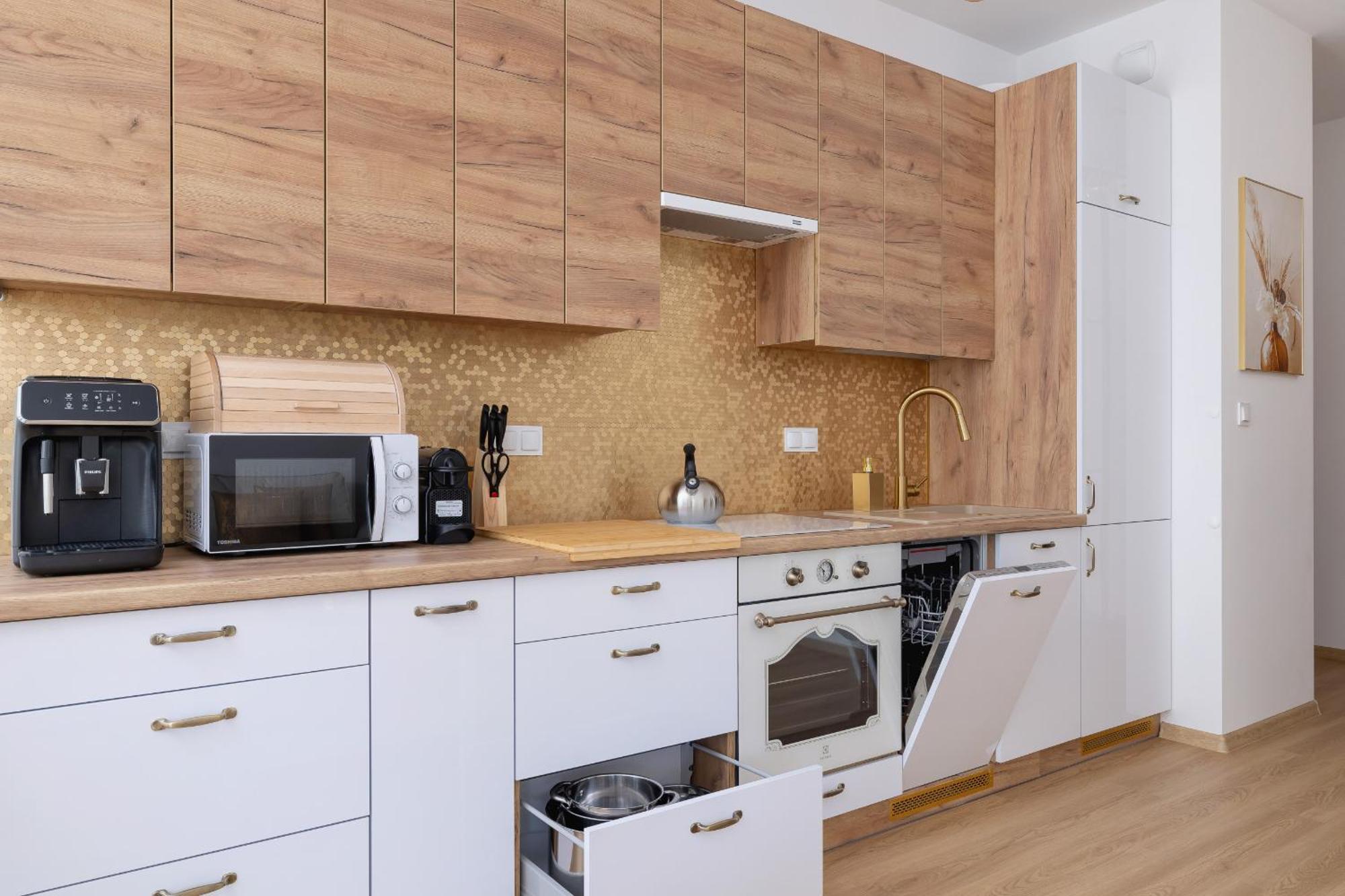 Luxury Two Bedroom Apartment With Terrace And Parking By Renters Prestige Катовице Экстерьер фото